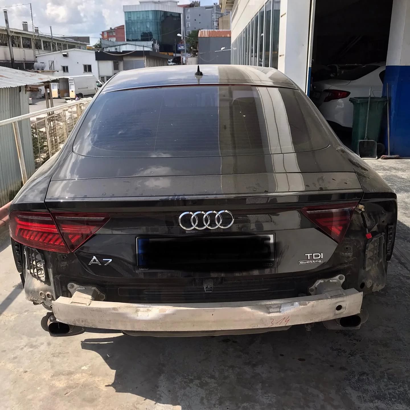 Audi Çalışma Galerisi — fotoğraf 3