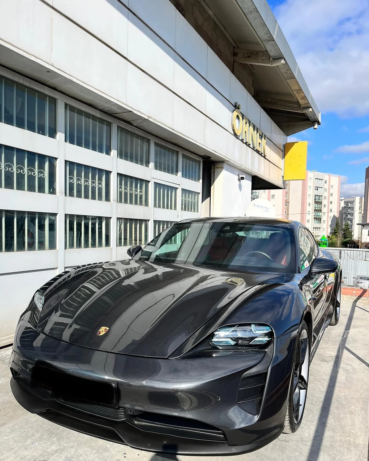 Porsche Çalışma Galerisi — fotoğraf 1